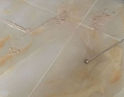 鄯善瓷砖空鼓维修公司分享粘合剂选择不当在瓷砖铺贴过程中可能导致以下问题